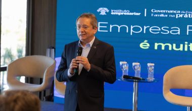 “Casa da Inteligência Artificial” e as lições de Thrive nos Conselhos de empresas familiares